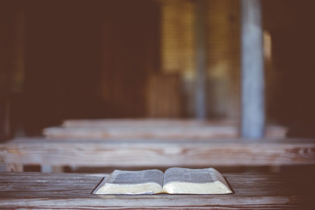 ¿Qué hay detrás de la crisis de conocimiento bíblico?
